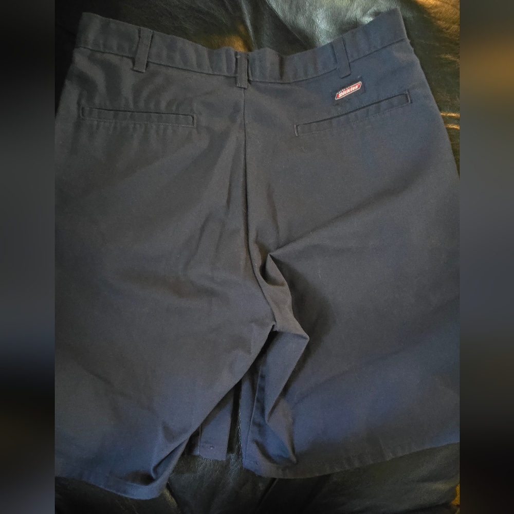 Dickies Women's Navy Blue Work Shorts Sz32 - Picture 8 of 10